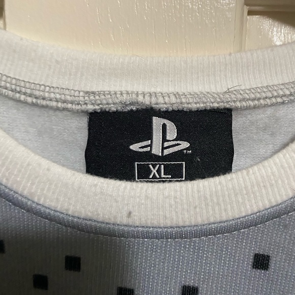 Play station sweater - Picture 1 of 2